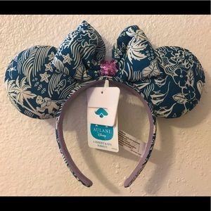 Disney Aulani Tori Richard Minnie Ears